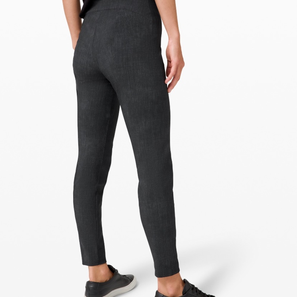 NWT Here to there High rise Pant size 4
